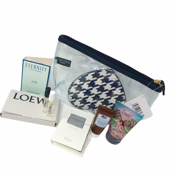 Nordstrom Other - NWT Nordstrom Clear Make Up Bag